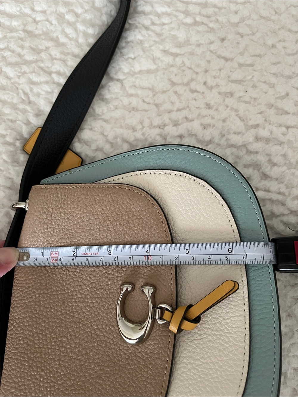 Coach Shoulder Bag ! 💼 - Picture 10 of 12